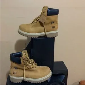 Timberland | Shoes | Selling Timberland Boots For 5 Size 105  display picture 1